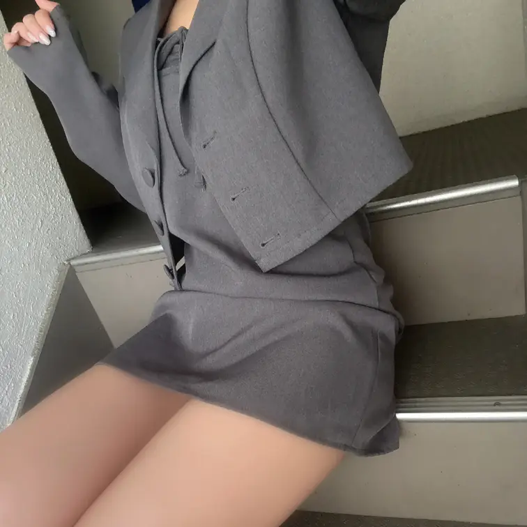 水色のランジェリーの時に着てた服👗

ミニワンピのセットアップ！
立ってる時に撮ってなかったっぽい😭