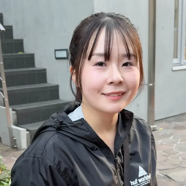 #328【YUNA 20歳】
今回ストリートスナップに協力してくれたのは、ストリートコーデを着こなすYUNAちゃん😎