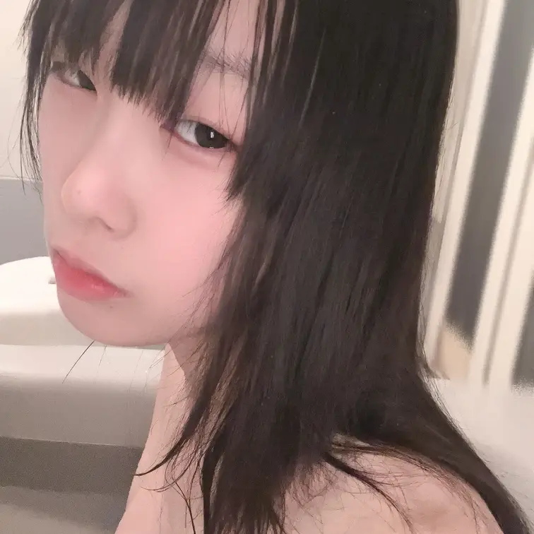 お風呂一緒に入る？

#素人
#Fカップ
#巨乳
#美乳
#小柄
#黒髪ロング
#乳首 #お風呂