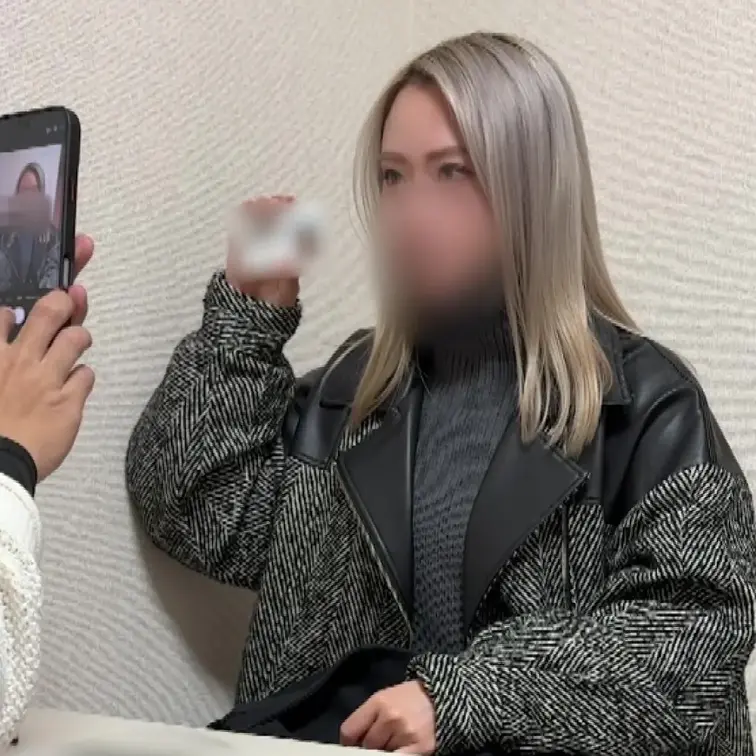 【るい25歳】面接
今日は金髪ギャルキターー
あきらかにお金に困ってそうなアパレル系ｗ
こういう女子が意外とすぐ脱