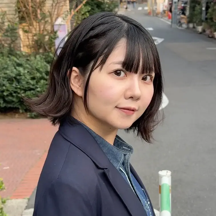#264【KAHO 23歳】
今回ストリートスナップに協力してくれたのは、デニムコーデがポイントのKAHOちゃん😎
