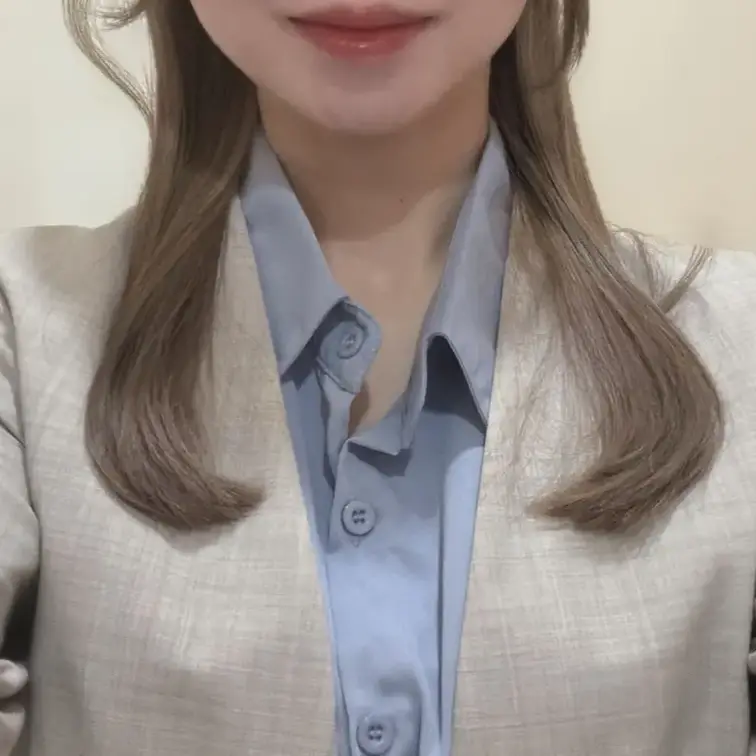 OLの下着姿💙