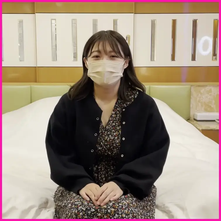 Page129:本編
反則的なボディを持つ美人看護師とのNTRハメ撮りです
磯●さやか似の美女、そりゃあ彼氏がいるに