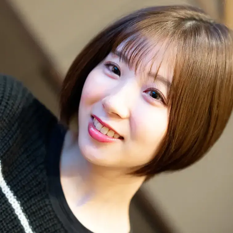 ゼニ儲けも計算ずく？あの芸能人似の美人奥様が中出しＡＶに！

「中出しでも何でも…それでおカネ貰えるならガンバリます