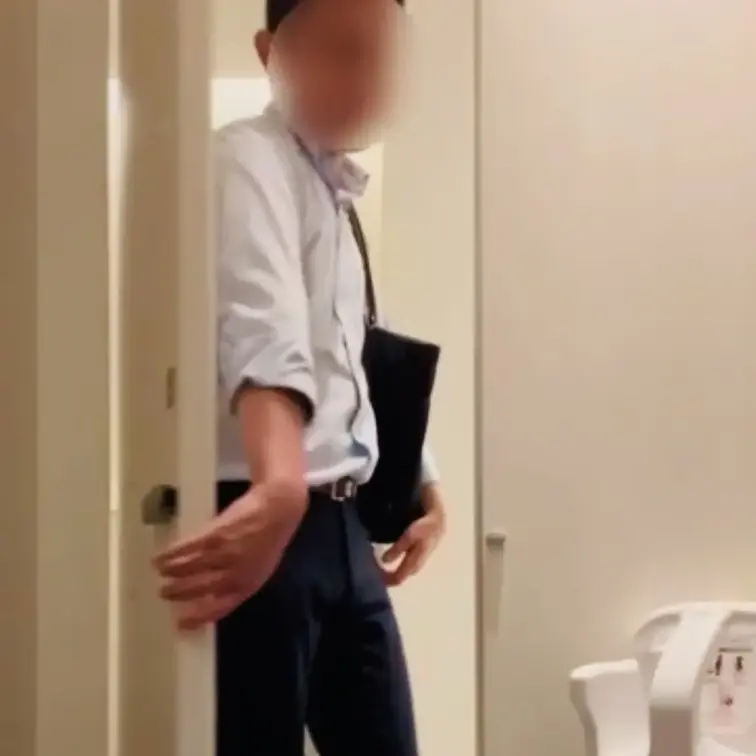 『新幹線まで少ししか時間ないけどしゃぶってくれん？』