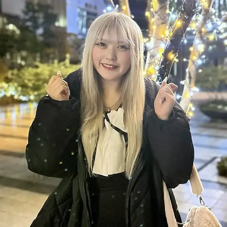 #52 MASHIRO(20)

今回ストリートスナップにご協力してくれたのは、金髪美少女MASHIROちゃんです🧜
