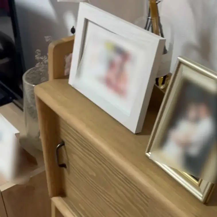 大学時代のセフレが結婚したので、久しぶりに家に男友達と一緒に遊びに行ってきた。…