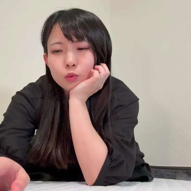 おむつにあなたのおちんちんを擦り付けるね。
いちゃいちゃしてたくさん手コキする少し長い動画です。