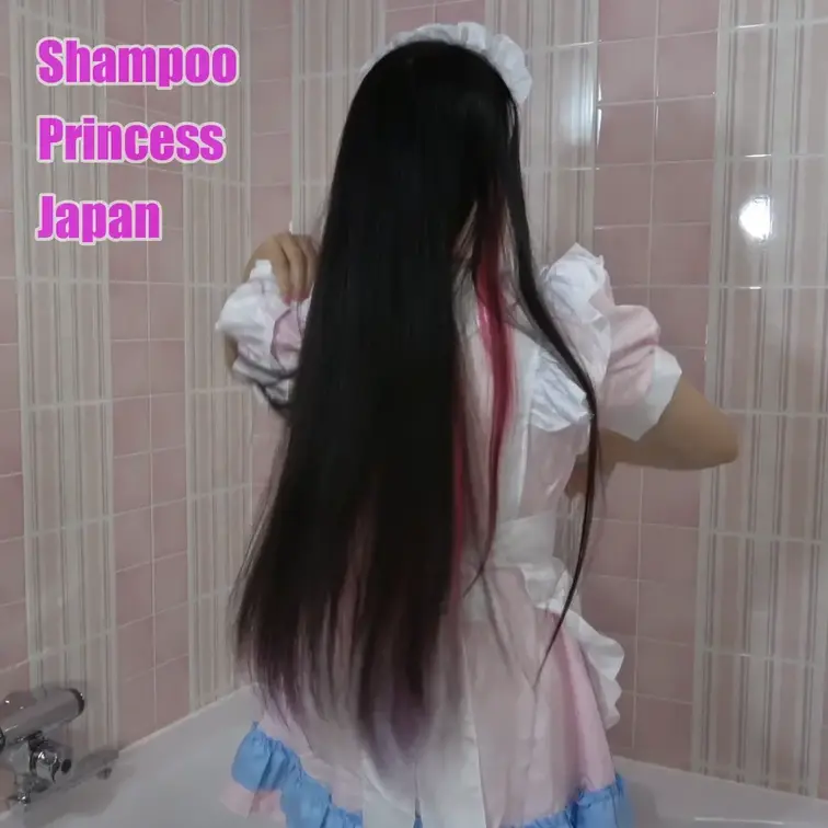 髪フェチメルヘン姫 甘いインナーカラーロングヘアのお披露目

いつもは黒と赤のツインテールがかわいい髪フェチメルヘン