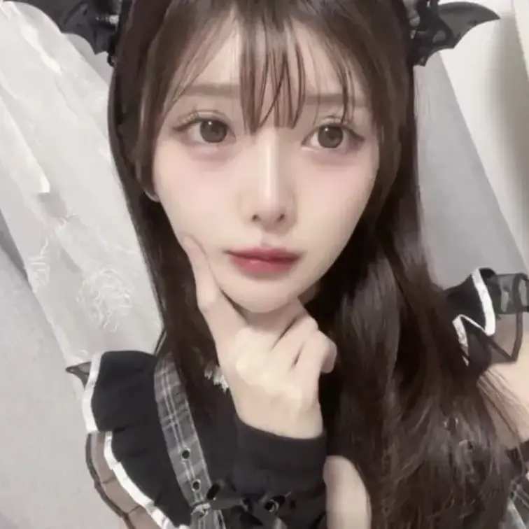 ♥デビルメイドちゃん♥

このコスいちばんお気に入りなの💭💕

また今度着て全身動画も撮ります🫶