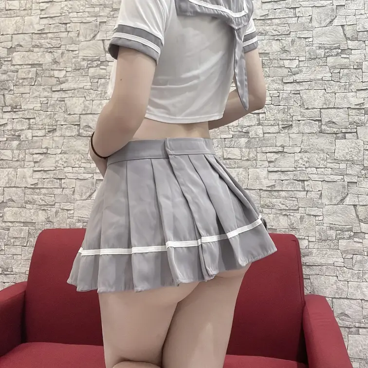 チラ見せ|ω•˘ )
めくんなくてもおっきくて見えちゃう、、、💦