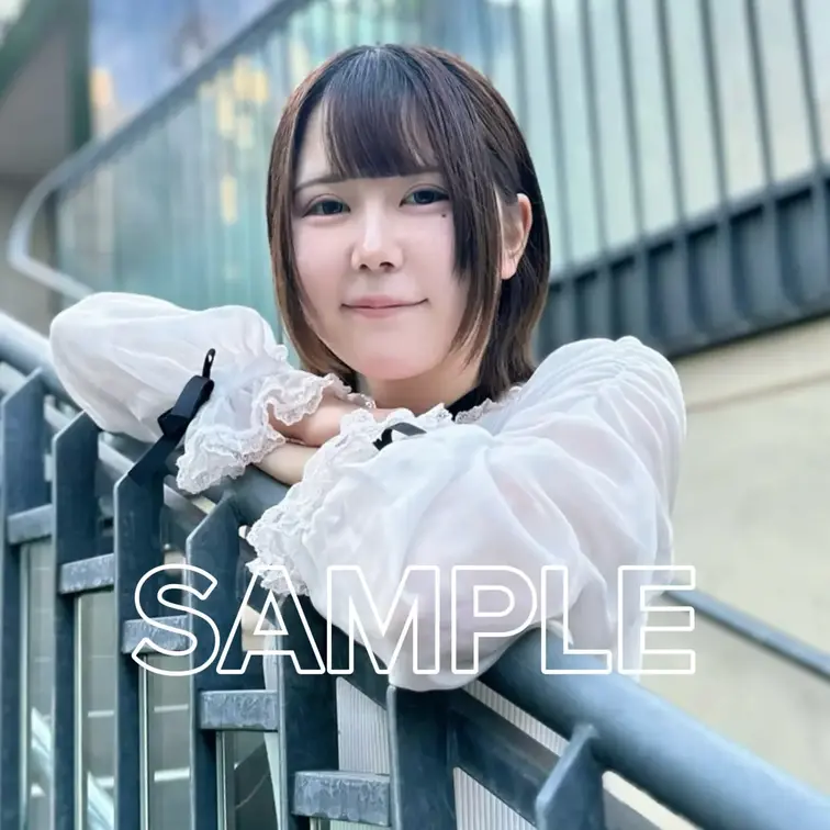#64 RINO(21) 大学生

今回ご紹介する女の子は、
顔良し、スタイル良し、声良し、感度良しの
4拍子揃