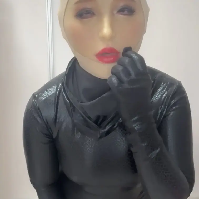 もじもじくんからの黒ゼンタイで…♥️

（途中、肌タイツ履いてること忘れてました笑）
