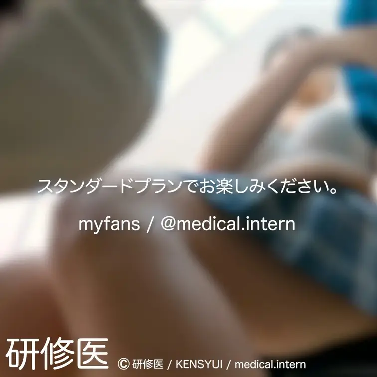 [診察・のぞき系映像]
この映像はカバン型亀でナイショに記録した健診風景です。

この生徒さんはブラジャーをしてい
