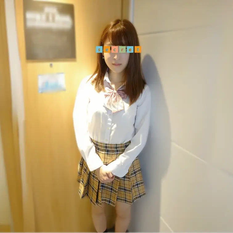 エレンちゃんフル動画↓ 
https://myfans.jp/posts/9c77d104-caef-4150-ad5