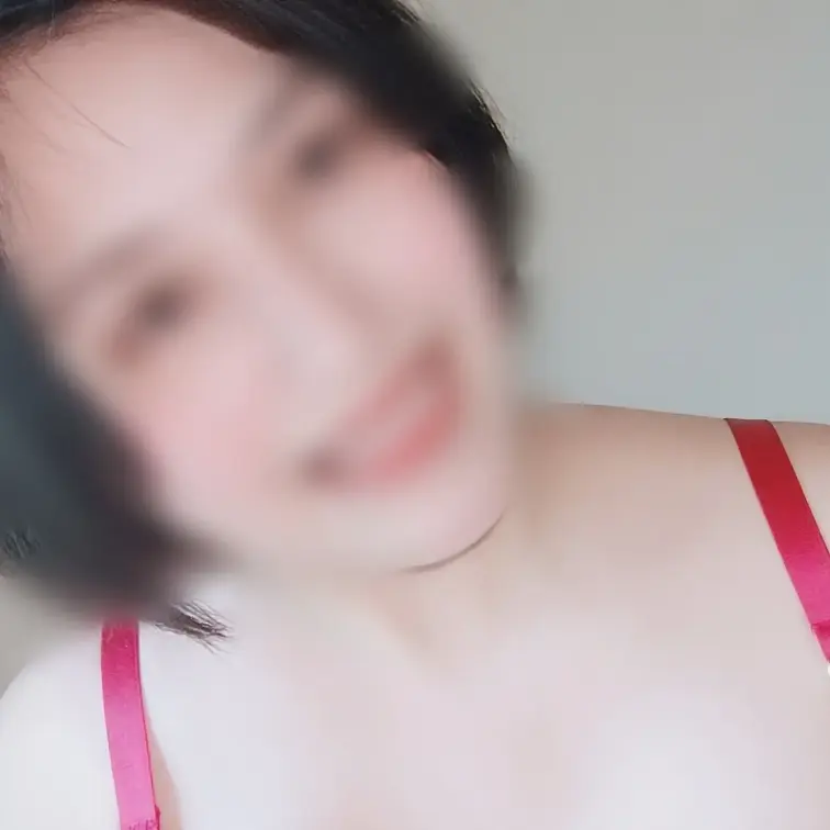 髪の毛切ったんだ✌️

似合うかな
