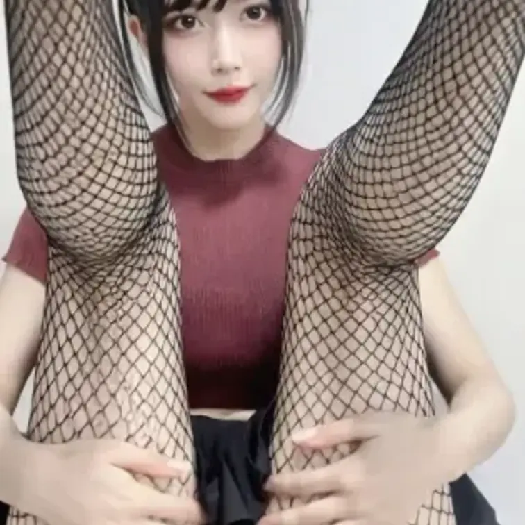 網タイツにこの体制、ほんとにたまらないでしょ？💓