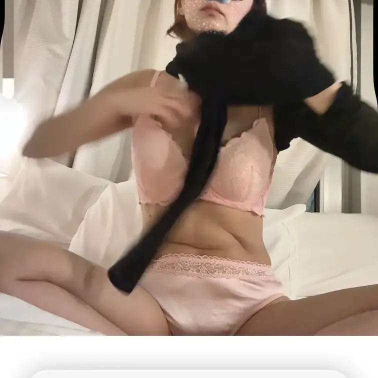 みんみの初オナ動画です⭐︎
最近1人でするのにハマってます(^○^)
ソフトなやつですが、しがない主婦のひとコマとし