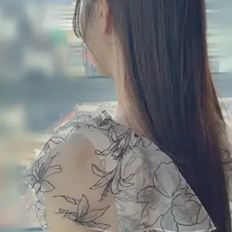 ホテル着いて早々、蒸れ蒸れのスカートの中を探検。
触る前からもう準備万端みたい、、、

【本編顔出し1月16日18