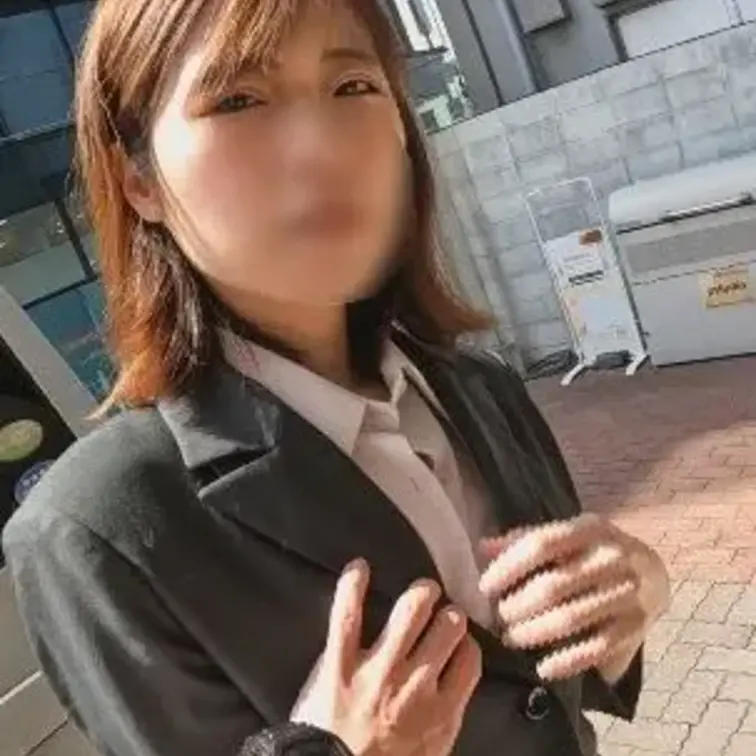 【乳房強奪】ご出勤の美乳OLさん！02「気の強そうな顔だけど男の圧に負けてしまうF-CUPキャリアウーマン」
早朝の丸