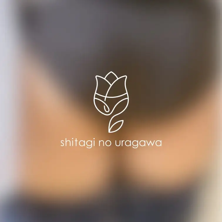 ねずみ色のおショーツだよ🌷