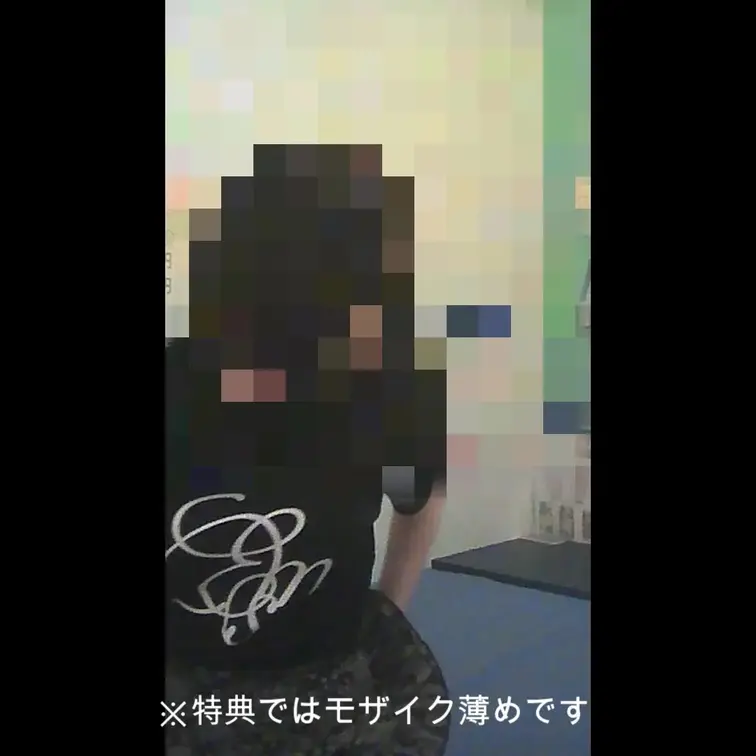 ７分　動画パート１
女性大生様になります。とにかく顔立ちがアイドル級に可愛い方です。
清楚な感じに見えましたが意外と