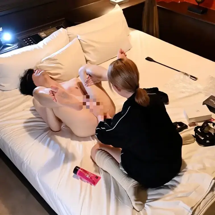 マゾがメスイキしてるところを乳首責め👀 無料プラン加入でぼかしなしサンプル見れるよ🫶

動画本編はコッチ↓
htt