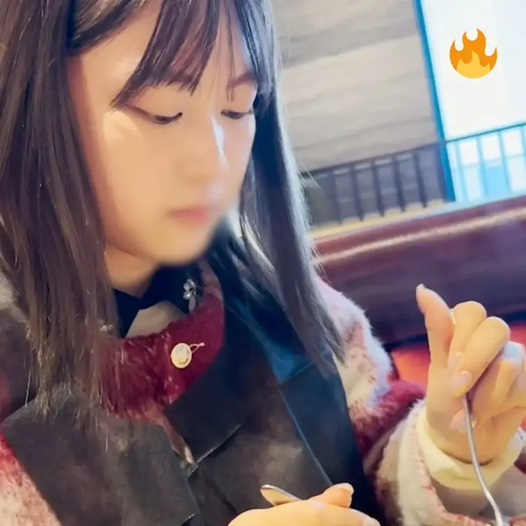 🔥目出し🔥横浜の大切に育てられたお嬢様"さなちゃん"上品なお顔に”淫乱エロおま●こ”ギャップにドロドロと中出し連続２発🎊