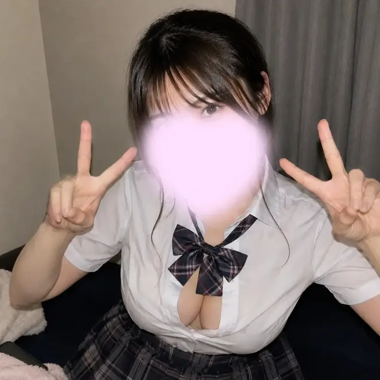 制服コスプレです🎀