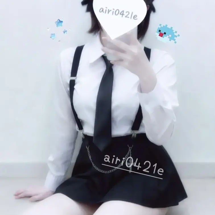 はじめまして…白乃あいりです( ᐡ . .ᐡ )♡

ちょっとだけあざとい写真とか、
ここでしか見せない“ちょっと