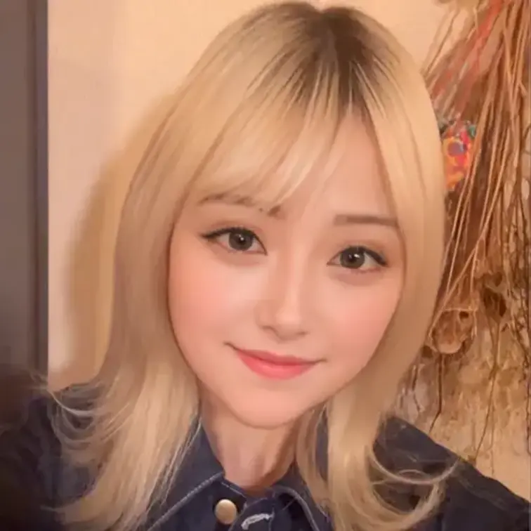 いいね💕してから見てくれると嬉しいな♪

【 プライベート隠し撮りされちゃった🫣 】

この動画はサンプル動画に