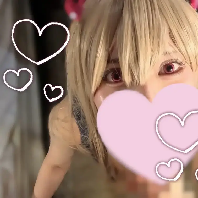 スク水！！！
完全コスプレ💛
金髪美少女と夏のひとときを味わおう❤❤ (1/2)