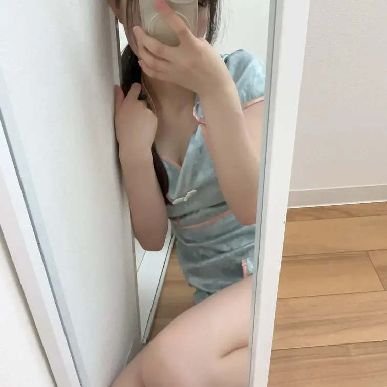 おけつ🍑です　　噴射動画前日のかわいい自撮り🤳　　リクエスト受付中
