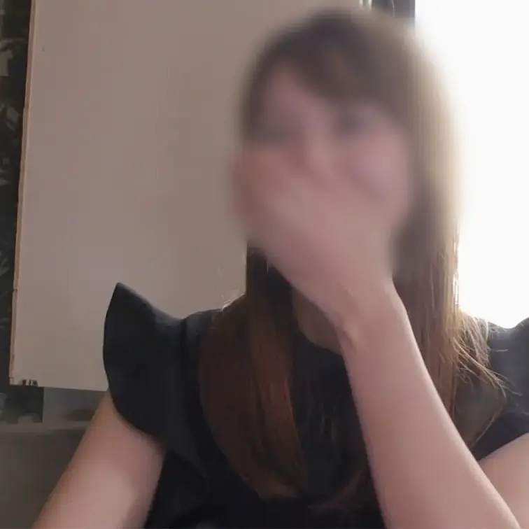 【「友達に進められて…」毎日SEXしたい欲求不満人妻を食べ尽くす。】(57:52)

■お名前
Rさん

■年