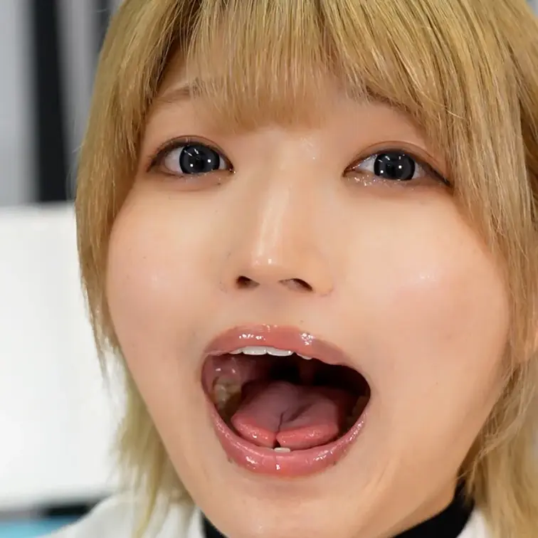 【動画紹介👄】
来院頂いたお客様の許可をとって撮影させていただいています。

アパレル勤務のはるのさんが口内チェッ