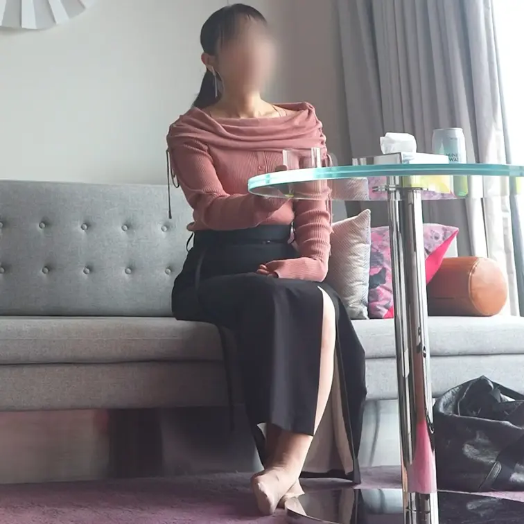43歳、小学2年生ママに首輪つけてわんちゃんに。2ヶ月前に旦那とするも「全然濡れなくて」と愚痴をこぼす