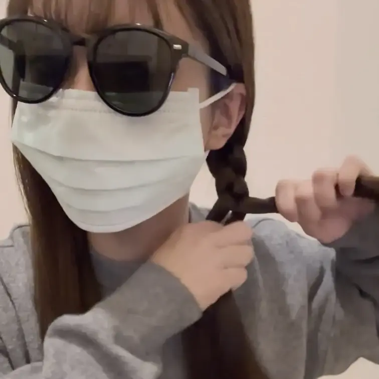 ツヤツヤ三つ編み動画です✨
正面からのレアなアングル😊