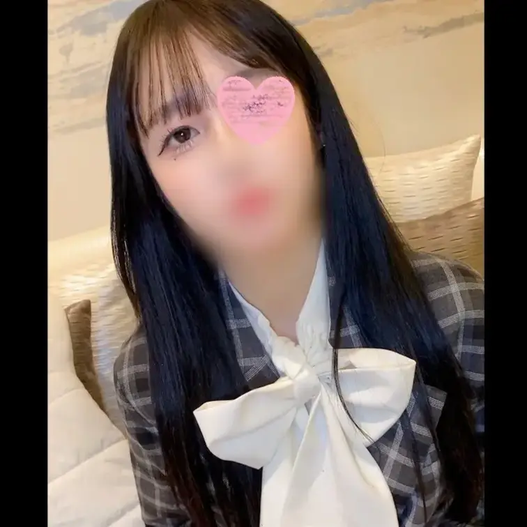 【個撮】お嬢様雰囲気漂う黒髪ロング色白スレンダー美女　抵抗しつつもあっという間に脱がされて裸に、電マの気持ち良さに目覚め