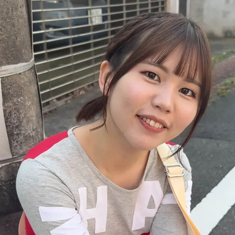 #276【RENA 21歳】
今回ストリートスナップに協力してくれたのは、古着を使った個性派ファッションがオシャレなR