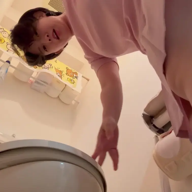 まこのおしっこ集です。
地元で撮った可愛い便器も見てね！！
