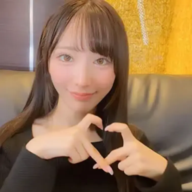 えち撮影の休憩中に撮ってたやつ🥰この歌かわいくてすき💓