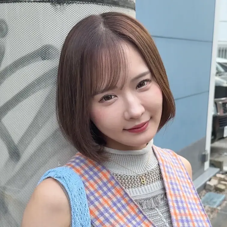 #306【AKANE 25歳】
今回ストリートスナップに協力してくれたのは、色使いがオシャレなAKANEちゃん😎

