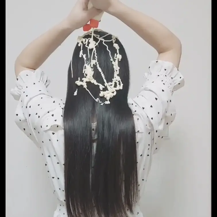 サラ艶黒髪にマヨネーズぶっかけ🌸

さらっさらの黒髪ロングにマヨネーズぶっかけをする動画です✨髪にかけた後は手でしっ