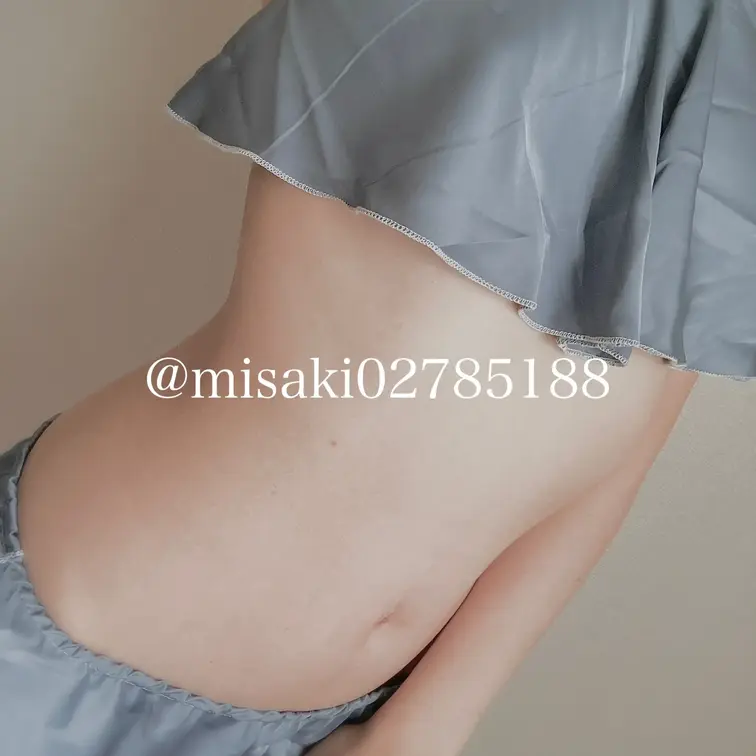 どう？似合ってる？？
ちょっとだけフリフリだったたり、レースついてたりしてかわいい🫶