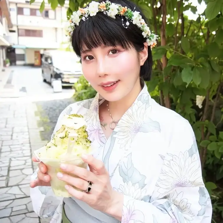 露天風呂で騎乗位で搾り取る。イってもやめない♡
