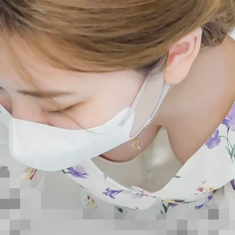 エロい胸ちらシーンが見たいという方向けです！！！
本編公開中の胸ちら・パンちらだけのプランです☆

フルバージョン