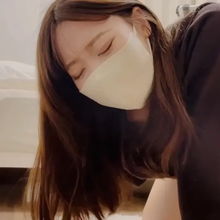 お風呂前のマッサージ❤️
お尻突き出して電マ当ててみた😍🎶
気持ちよかった〜🥰
これからのルーティンにしようかな🫣