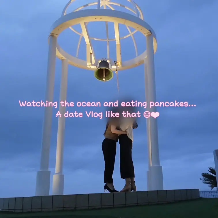 【English ver】Watching the ocean and eating pancakes...
A da
