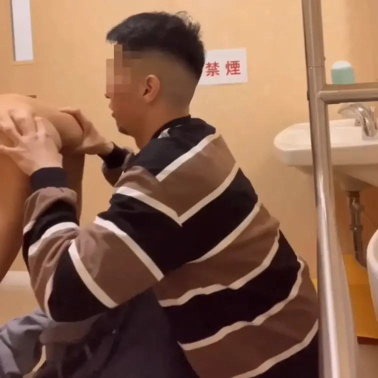 『男のけつ、入れてみたいっす…』