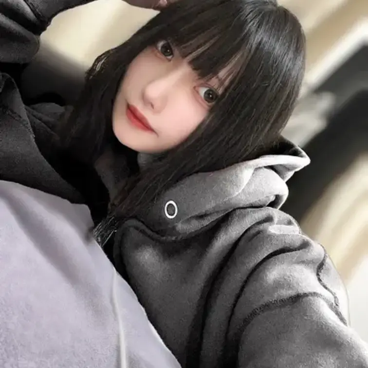 大量潮吹きと中出し

元芸能事務所（本田つ◯さ激似）

圧倒的清純派美少女☺️✨

カルピスCMに出てくるよ